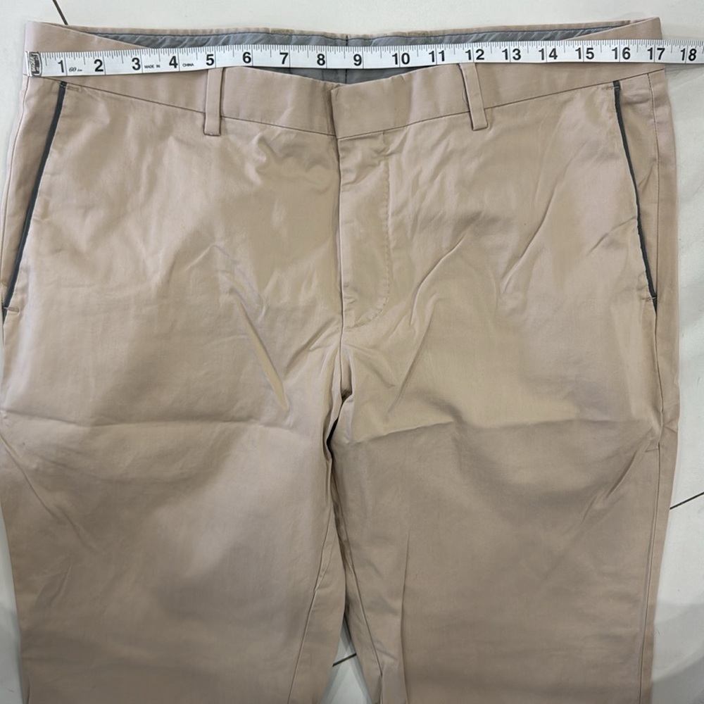 Hugo Boss Tan Straight Leg Chino Trousers/Slacks.  Sz 36/32 - Picture 6 of 11
